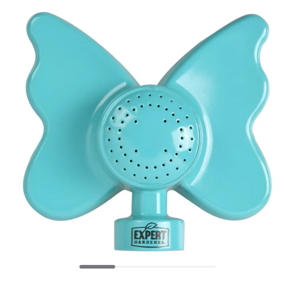 Kids spot sprinkler ! I’m selling all 4 together !